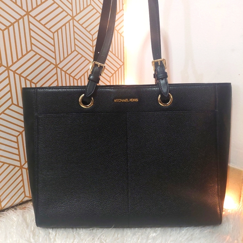 Michael Kors Jet Set Tote